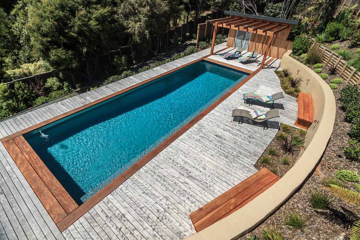 living-swimming-pool-Ruby-Bay-2-feature